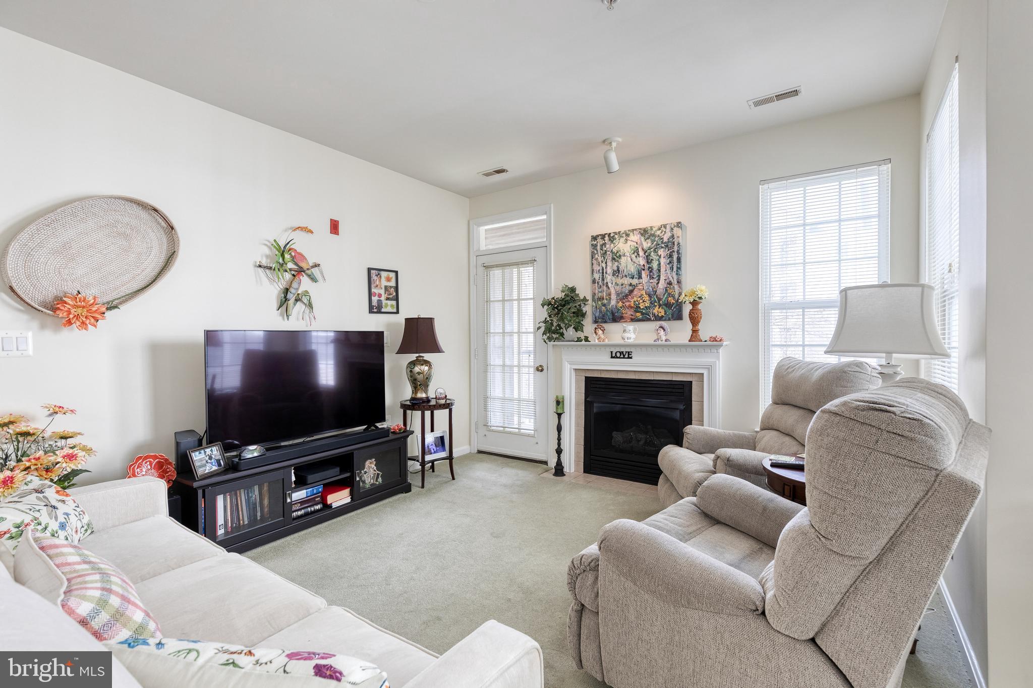 400 SYMPHONY CIRCLE 351