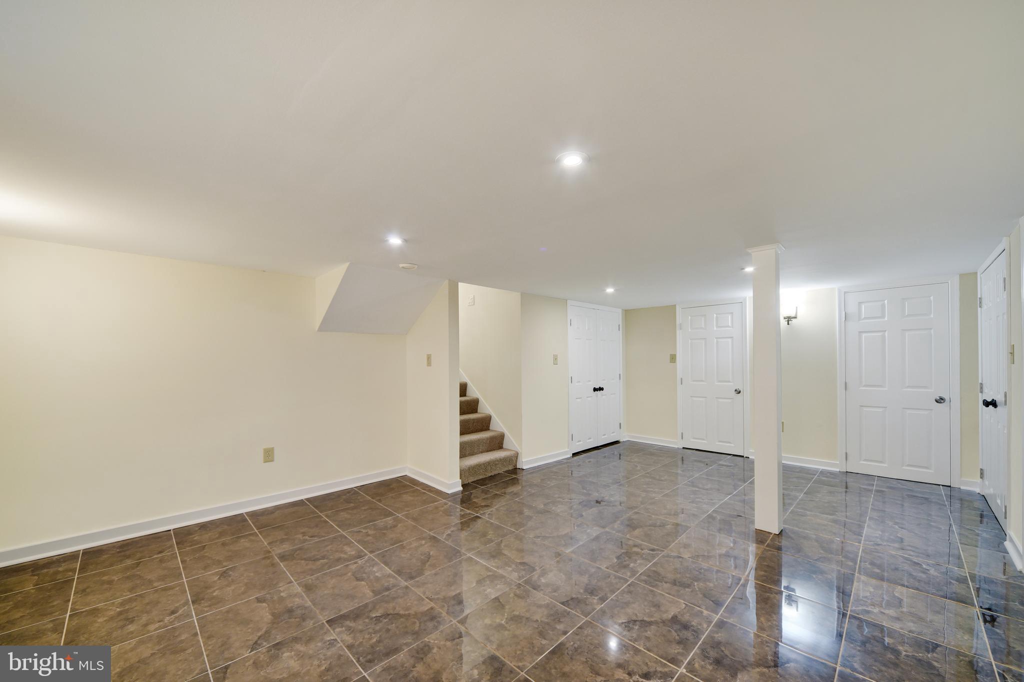 809 PROVIDENCE ROAD