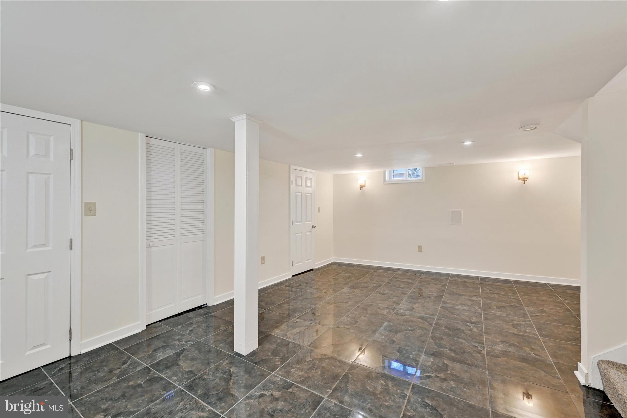 809 PROVIDENCE ROAD