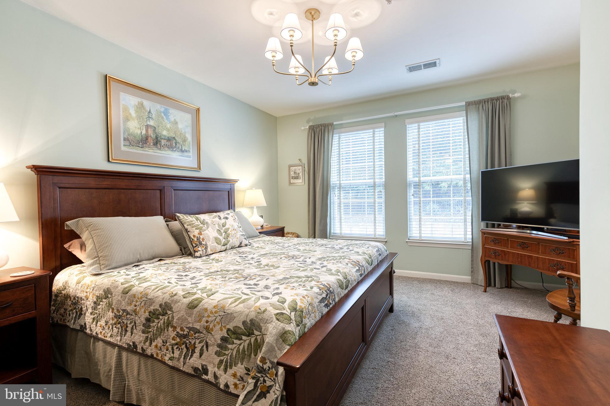 400 SYMPHONY CIRCLE 325