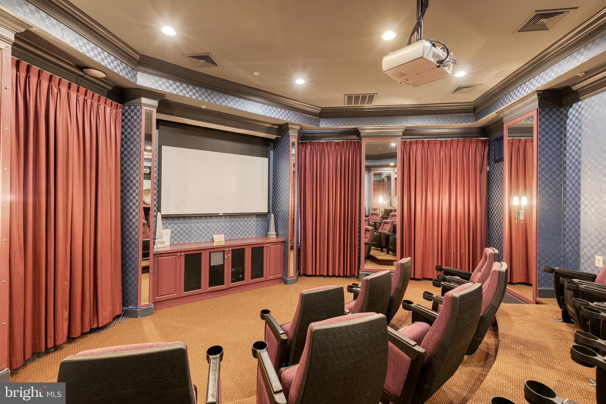 400 SYMPHONY CIRCLE 360C