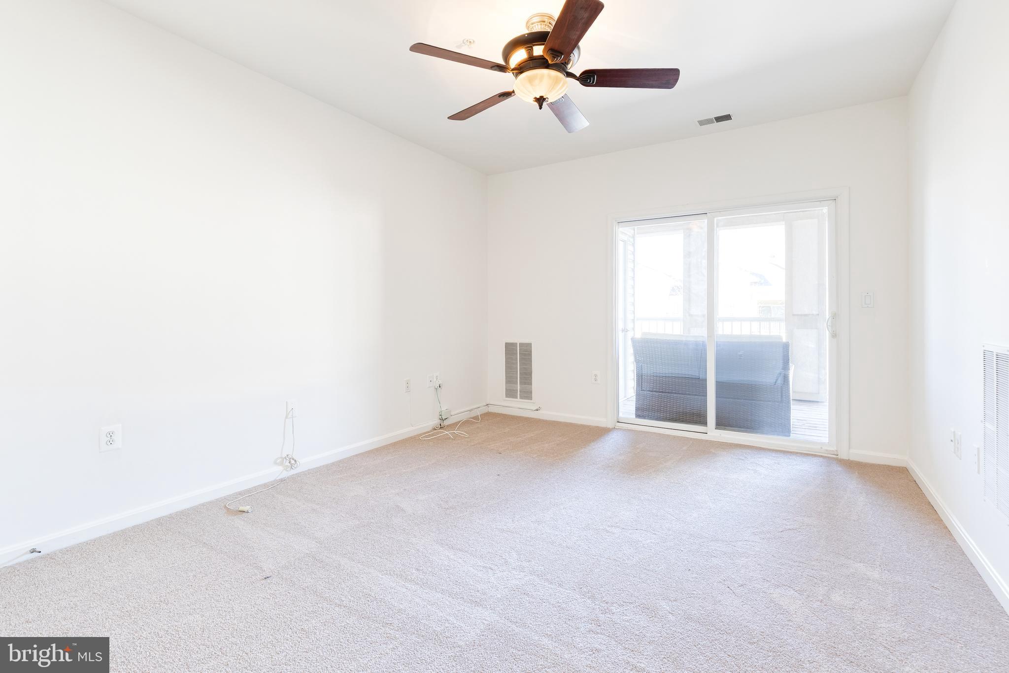 400 SYMPHONY CIRCLE 360C