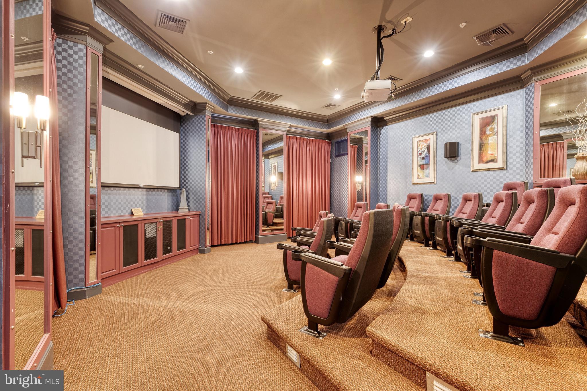 400 SYMPHONY CIRCLE 360C