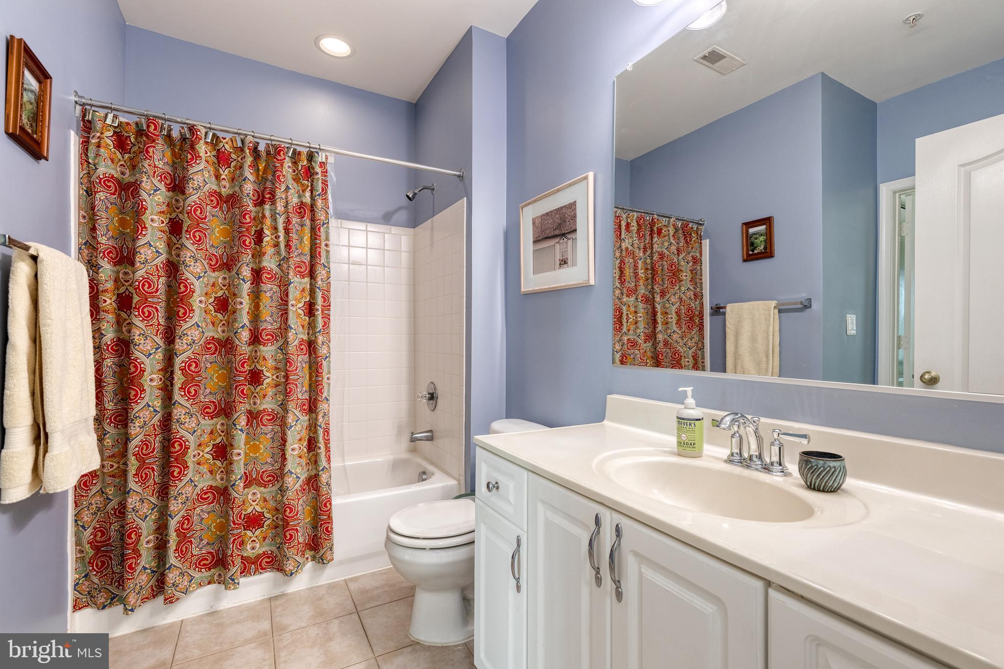 400 SYMPHONY CIRCLE 257C