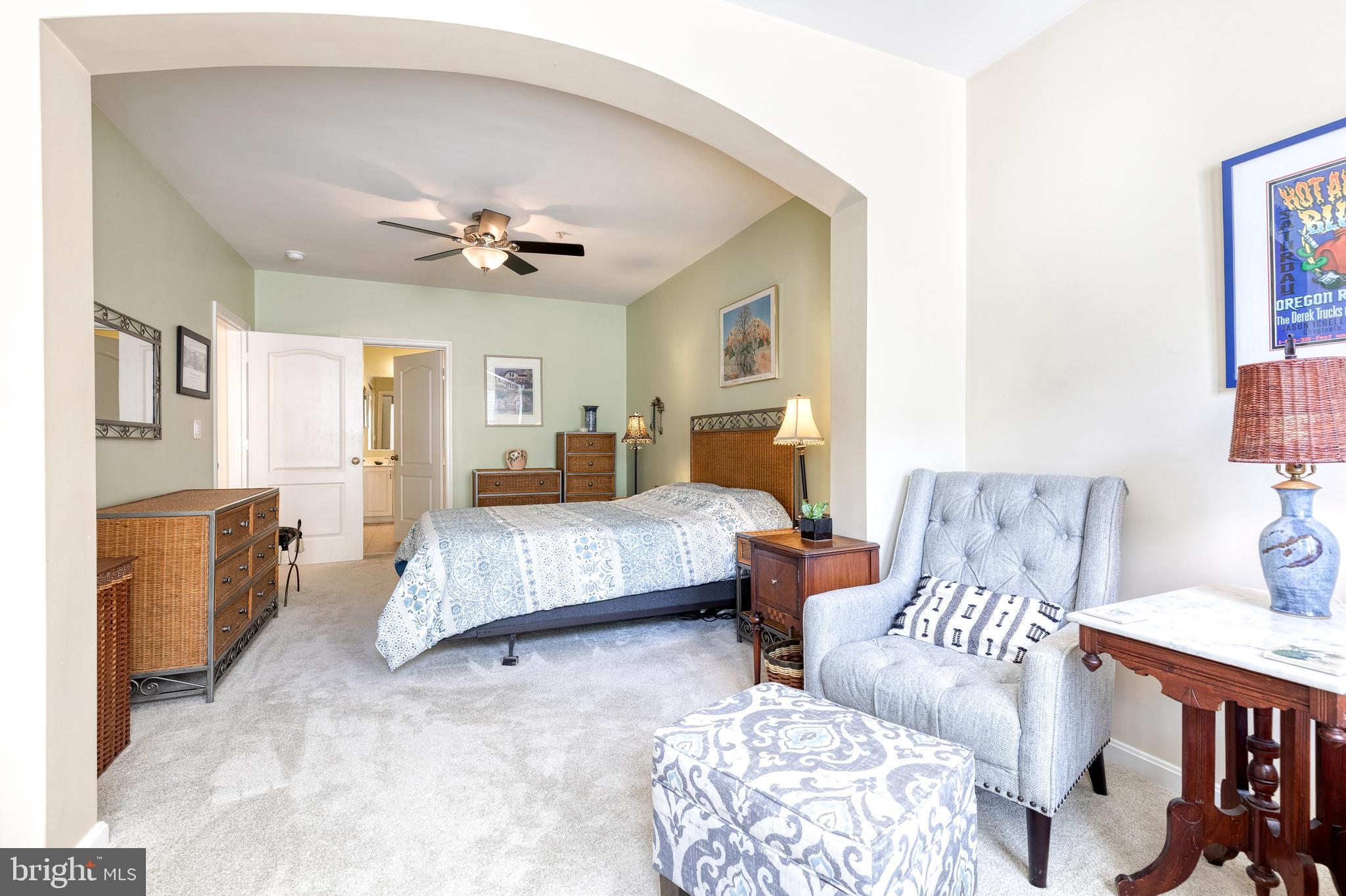400 SYMPHONY CIRCLE 257C