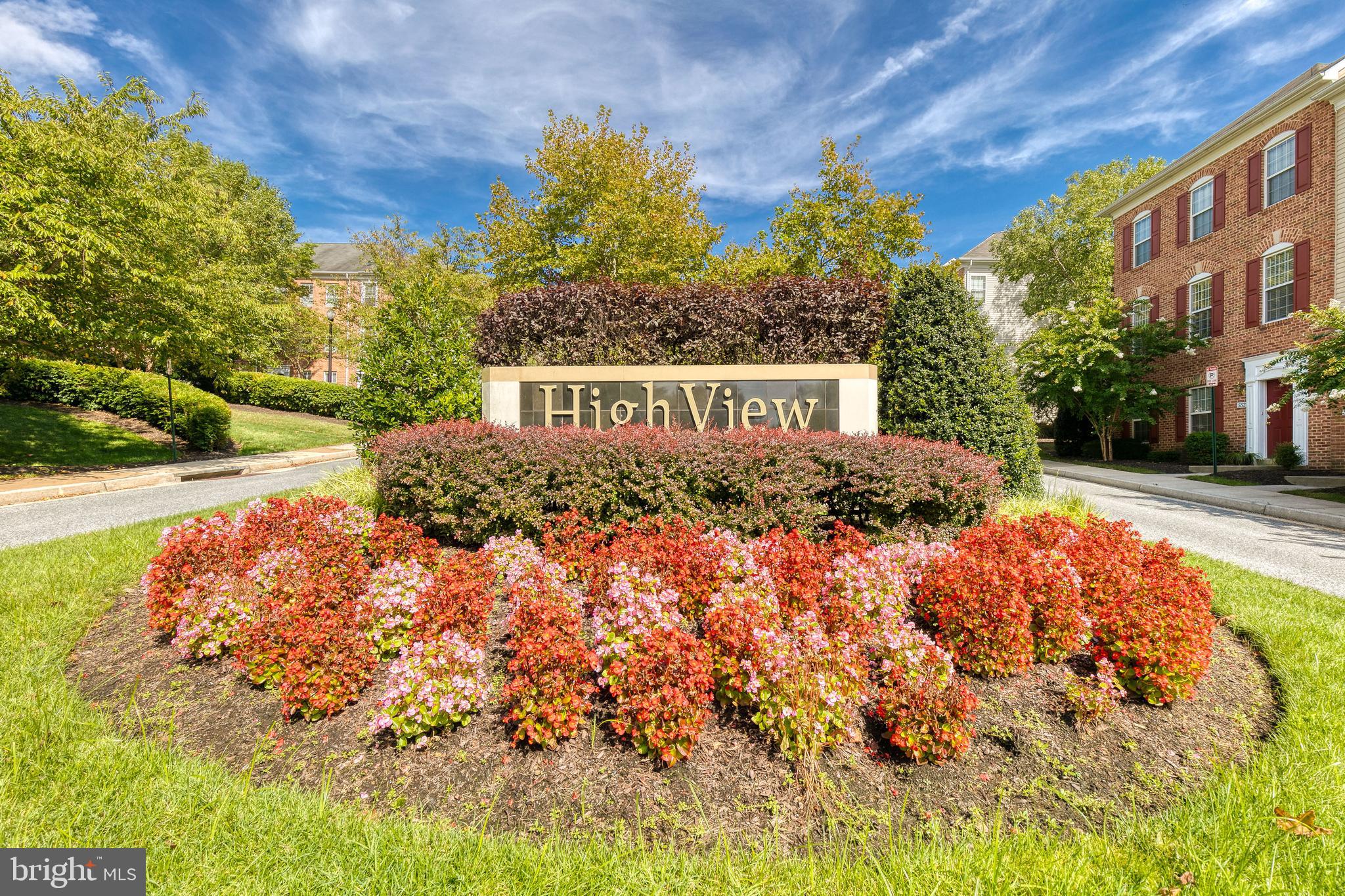 400 SYMPHONY CIRCLE 257C