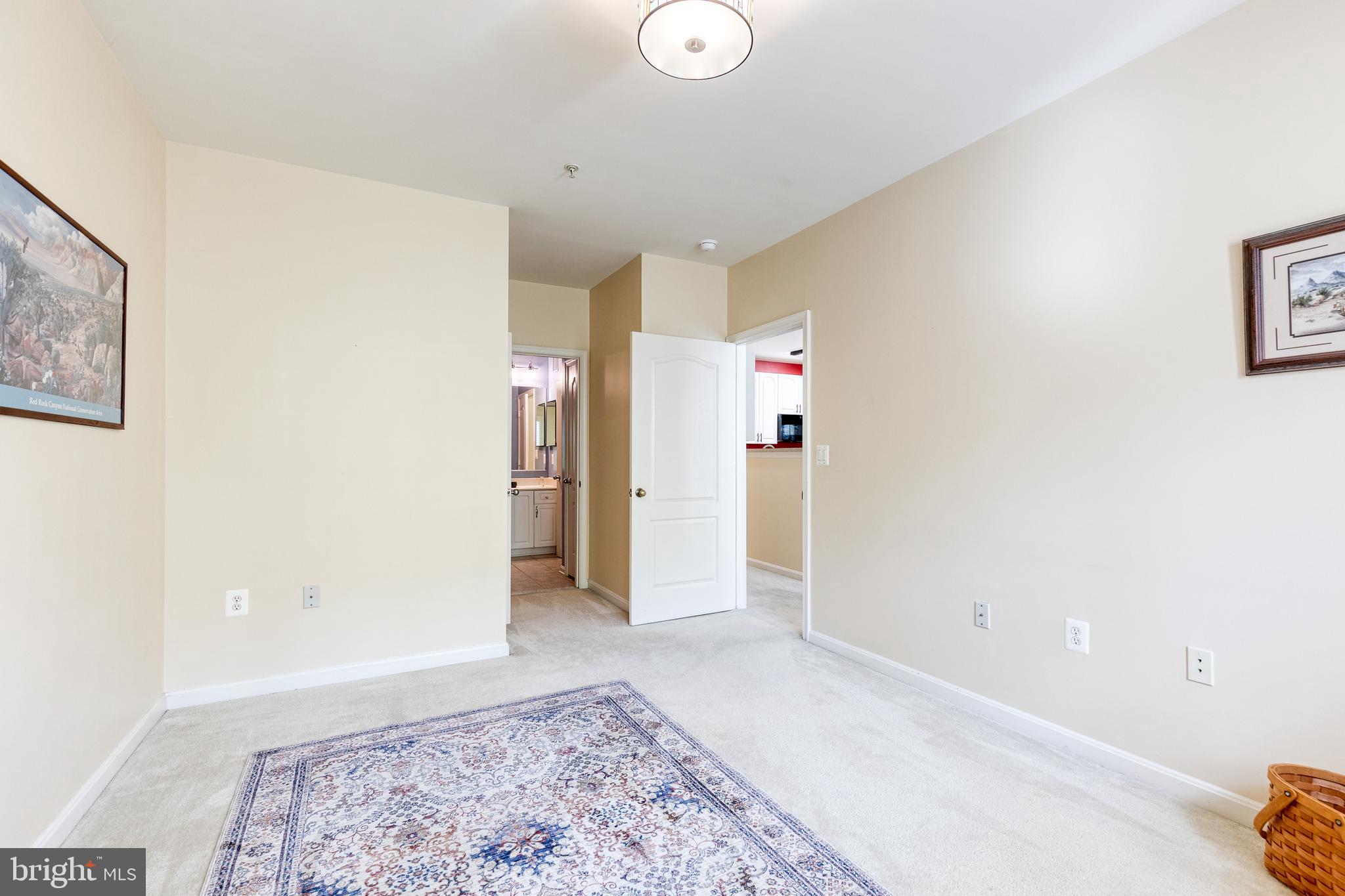 400 SYMPHONY CIRCLE 257C