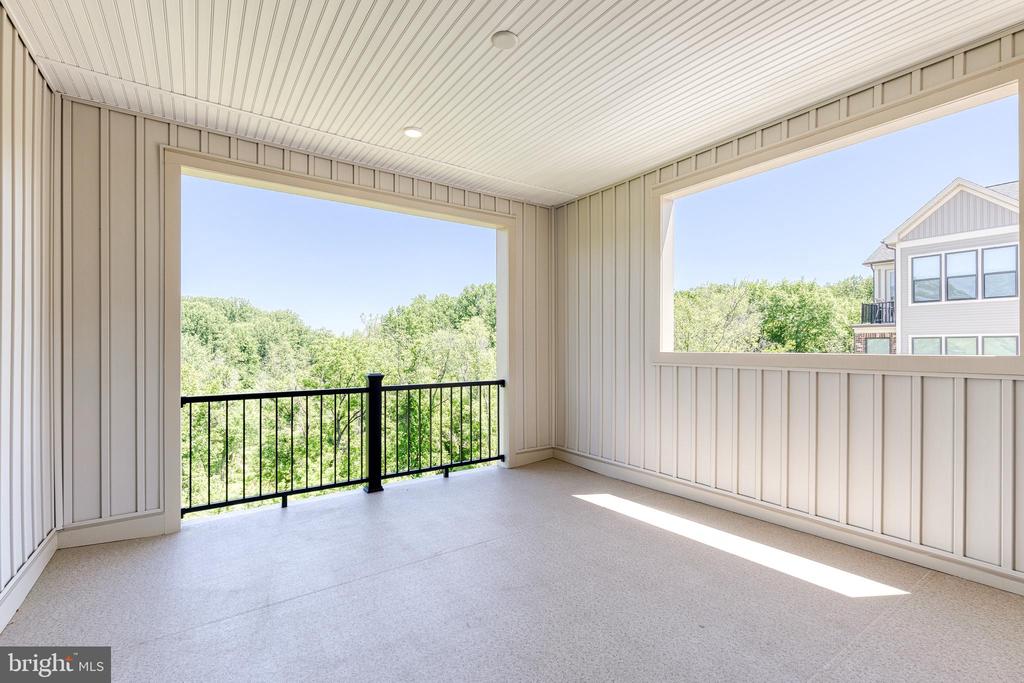 200 HICKORY HOLLOW COURT