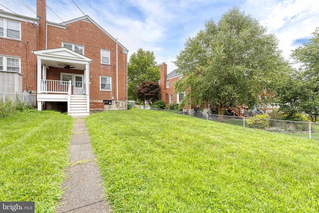 1517 DELLSWAY ROAD
