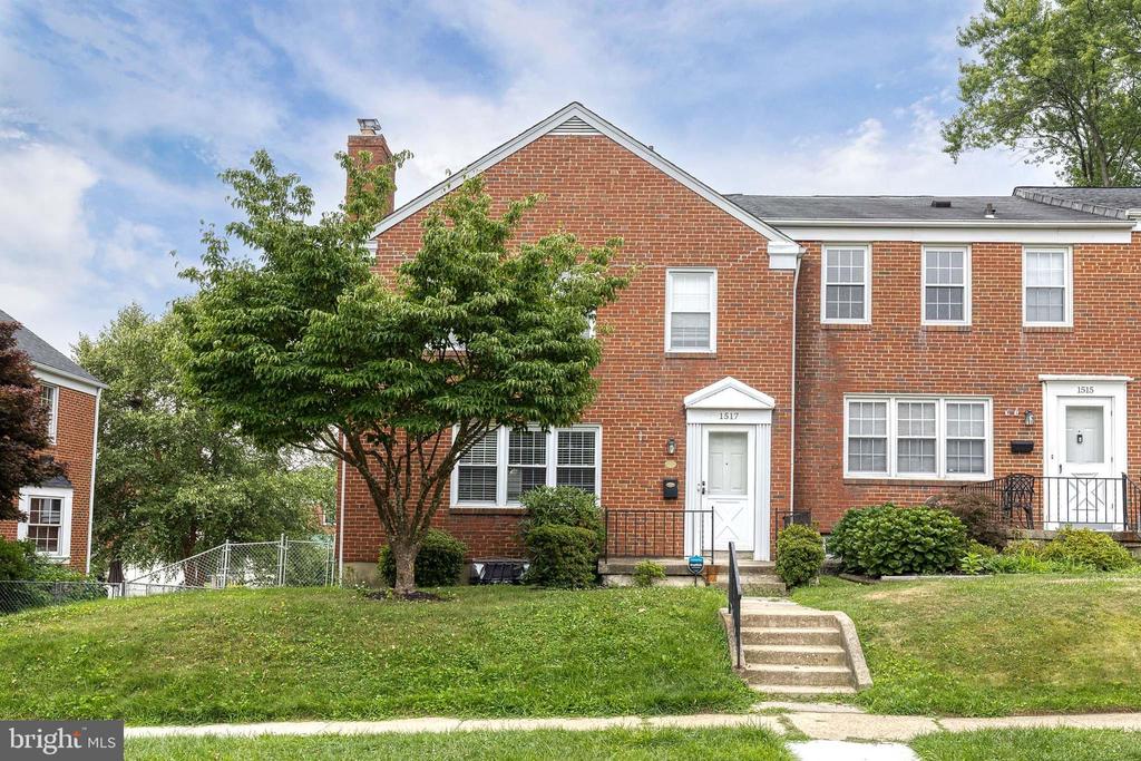 1517 DELLSWAY ROAD
