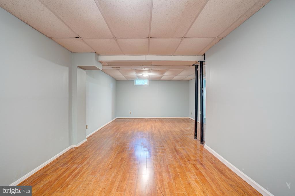 4421 Rolling Meadows Way