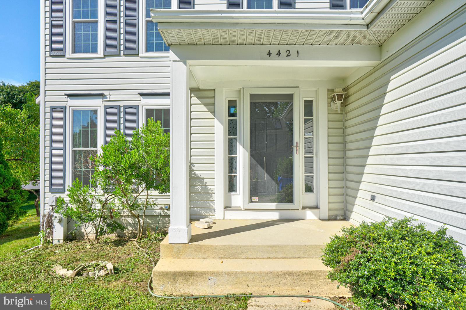 4421 Rolling Meadows Way