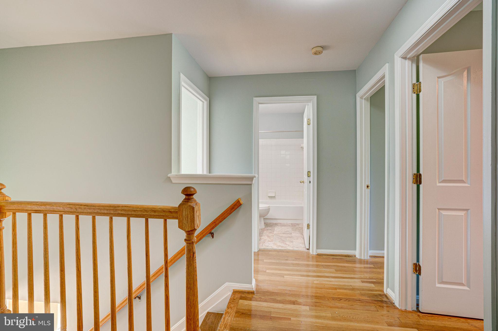 4421 Rolling Meadows Way