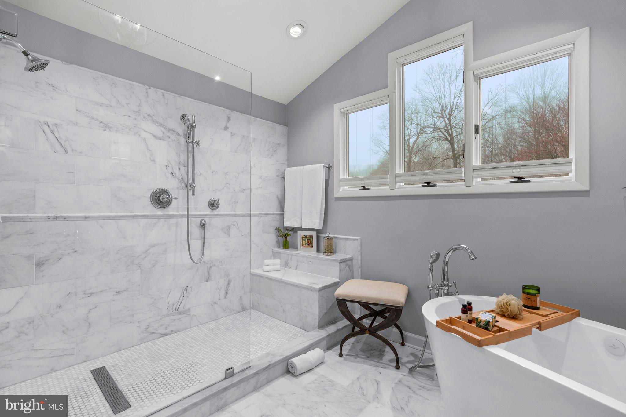 9753 POLISHED STONE