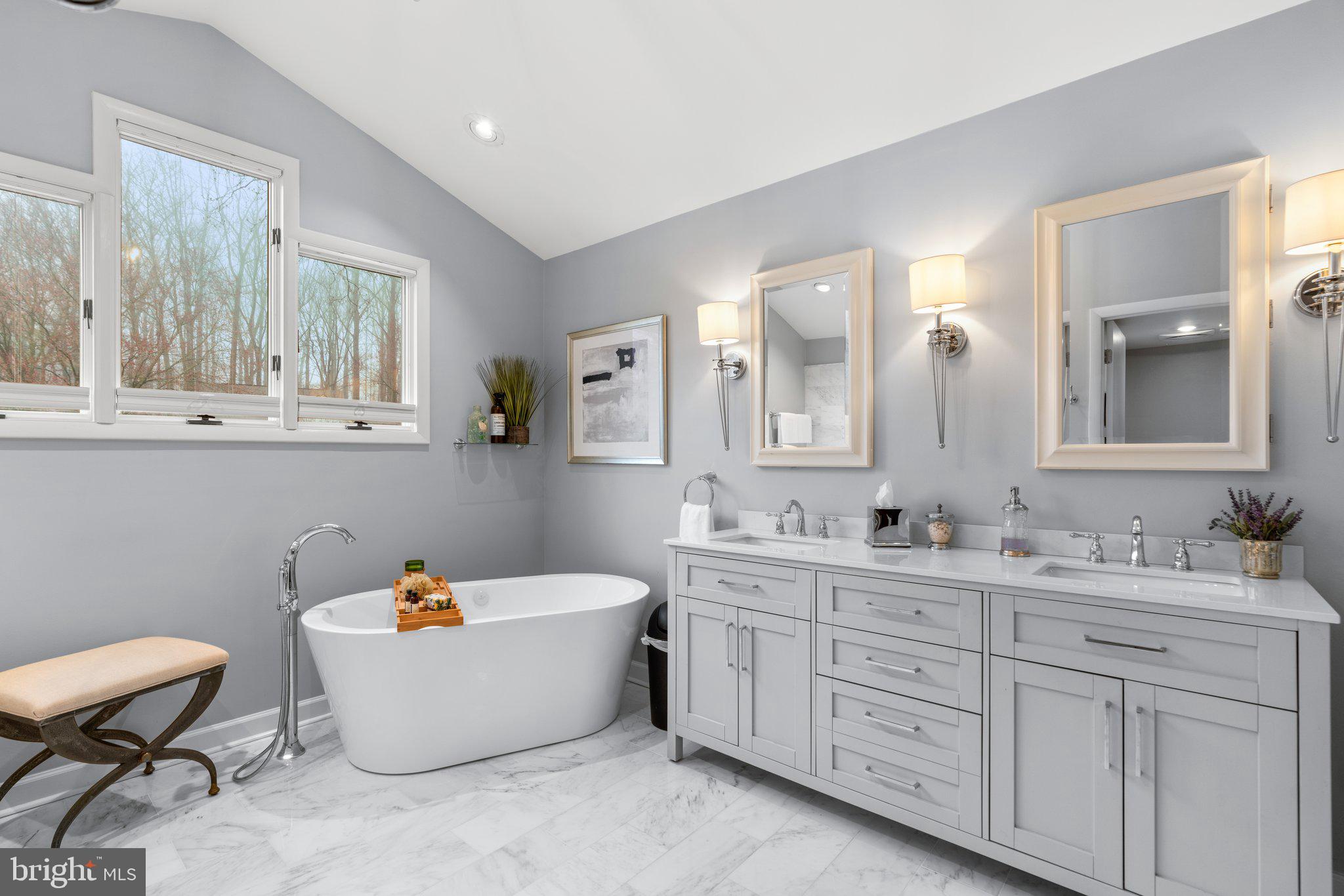 9753 POLISHED STONE