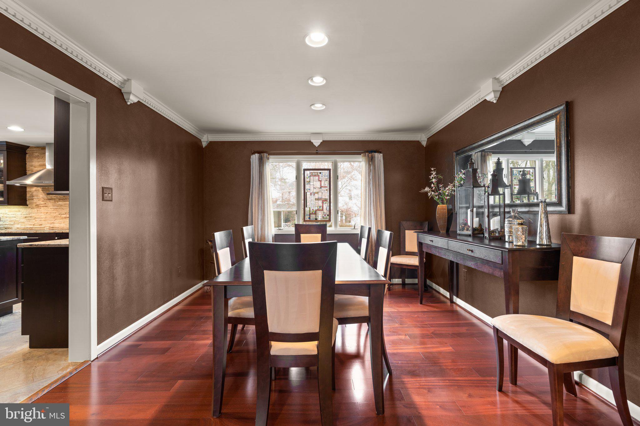 9753 POLISHED STONE
