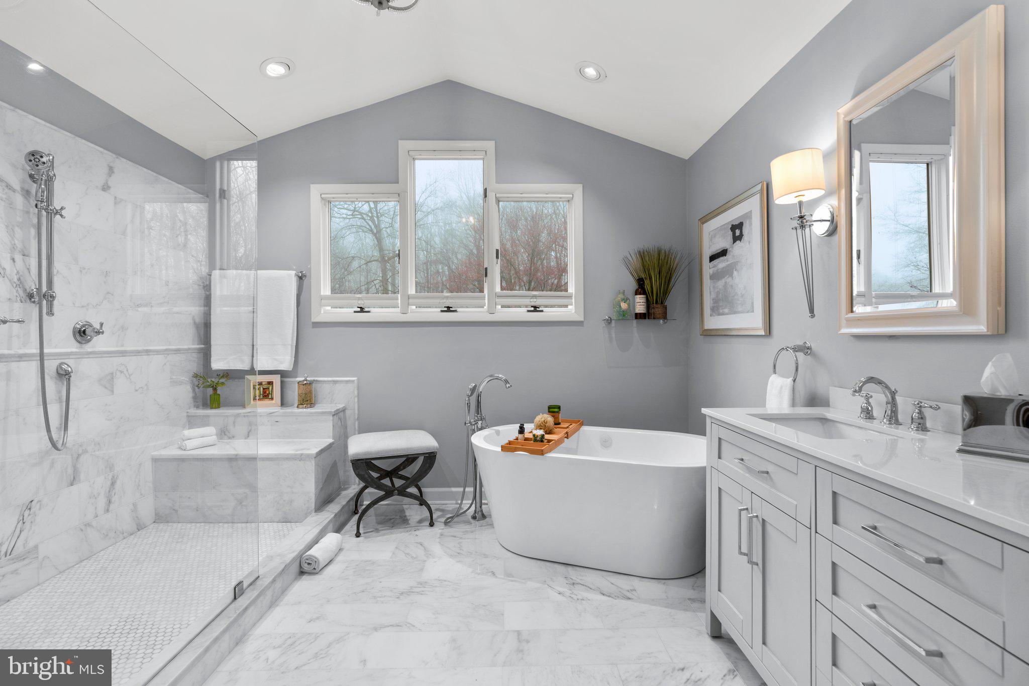 9753 POLISHED STONE