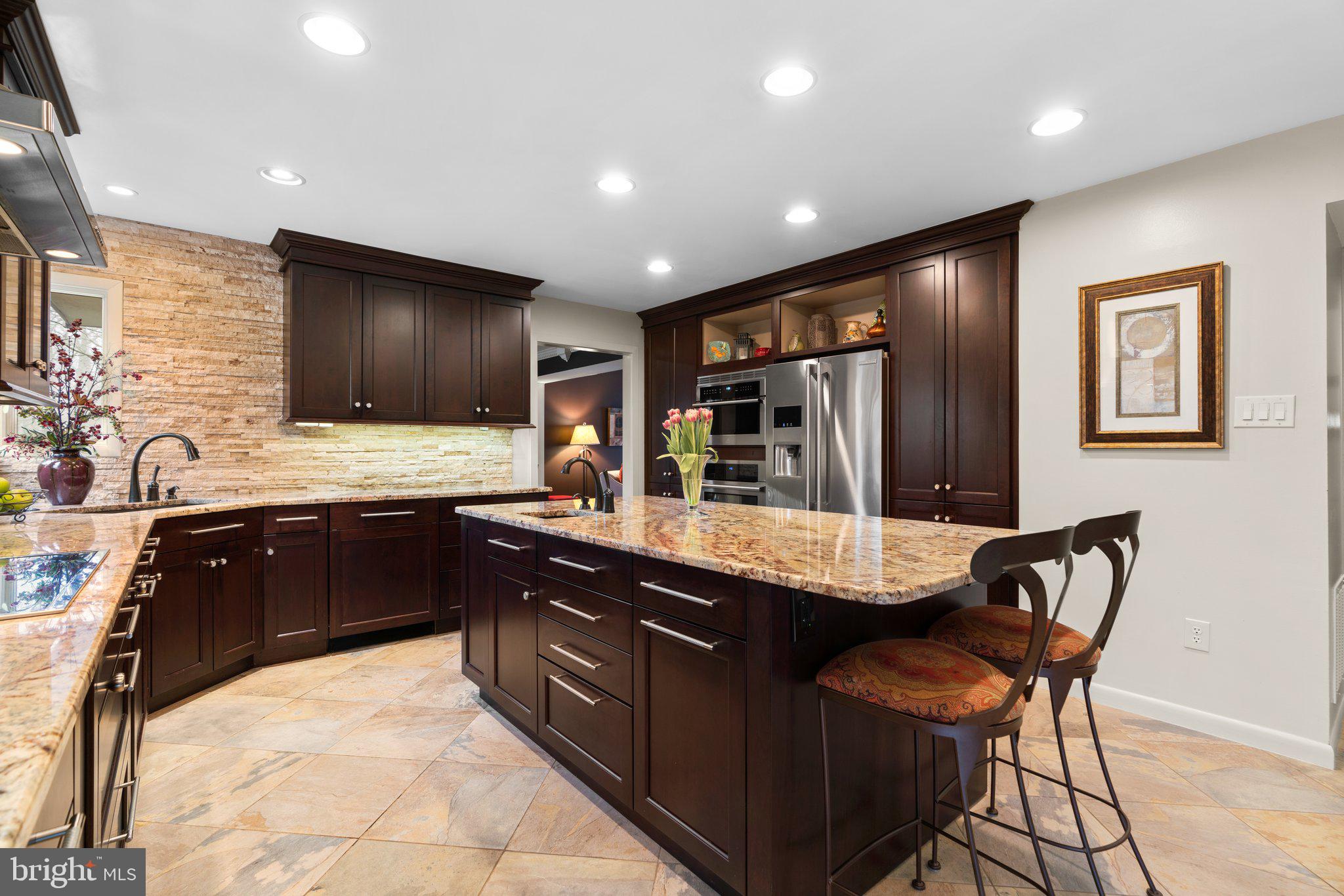 9753 POLISHED STONE