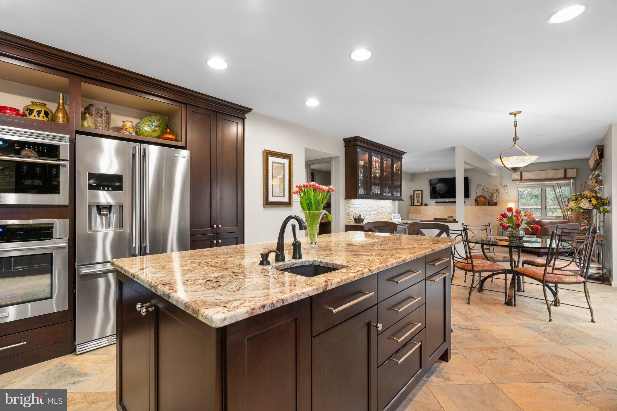 9753 POLISHED STONE