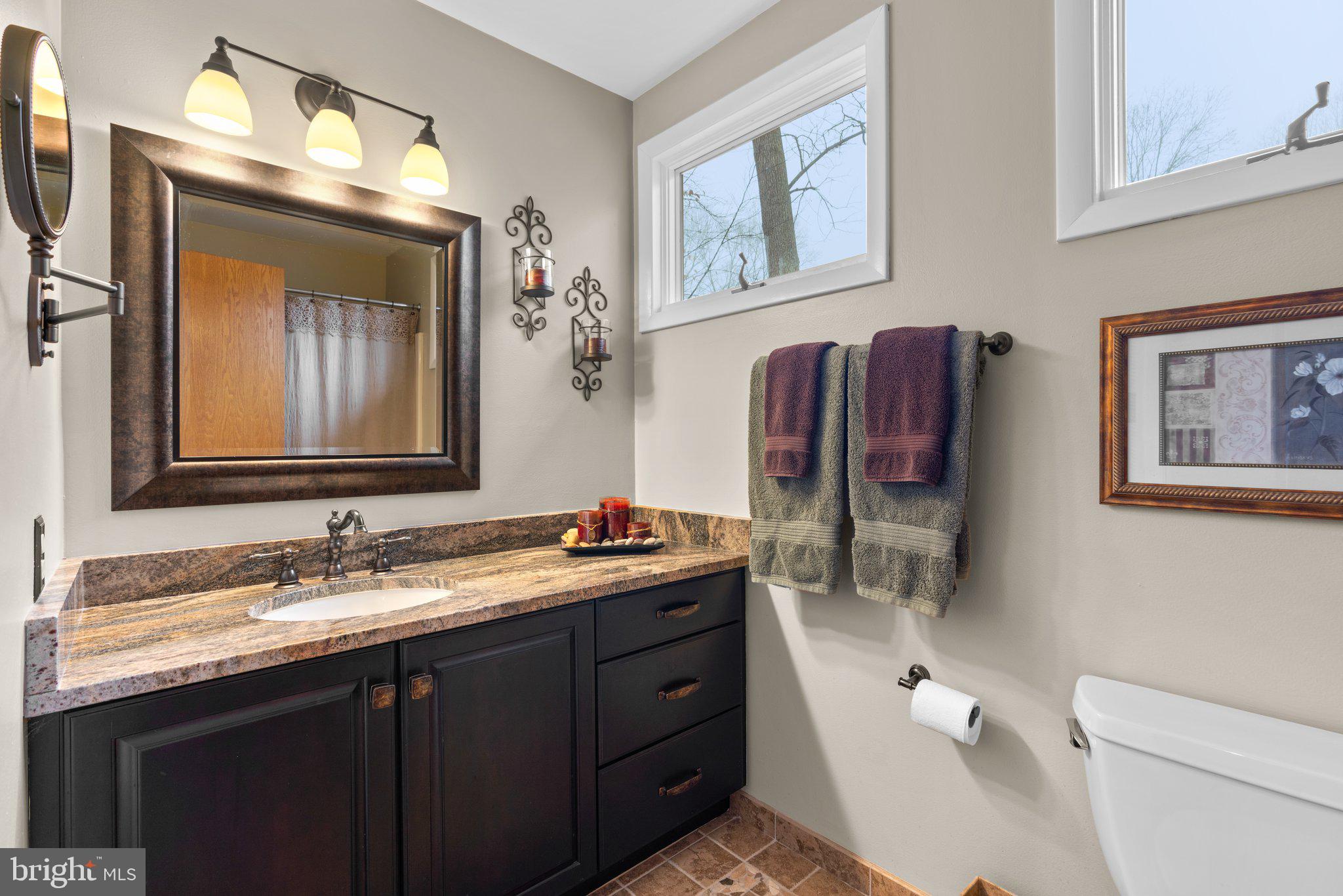 9753 POLISHED STONE