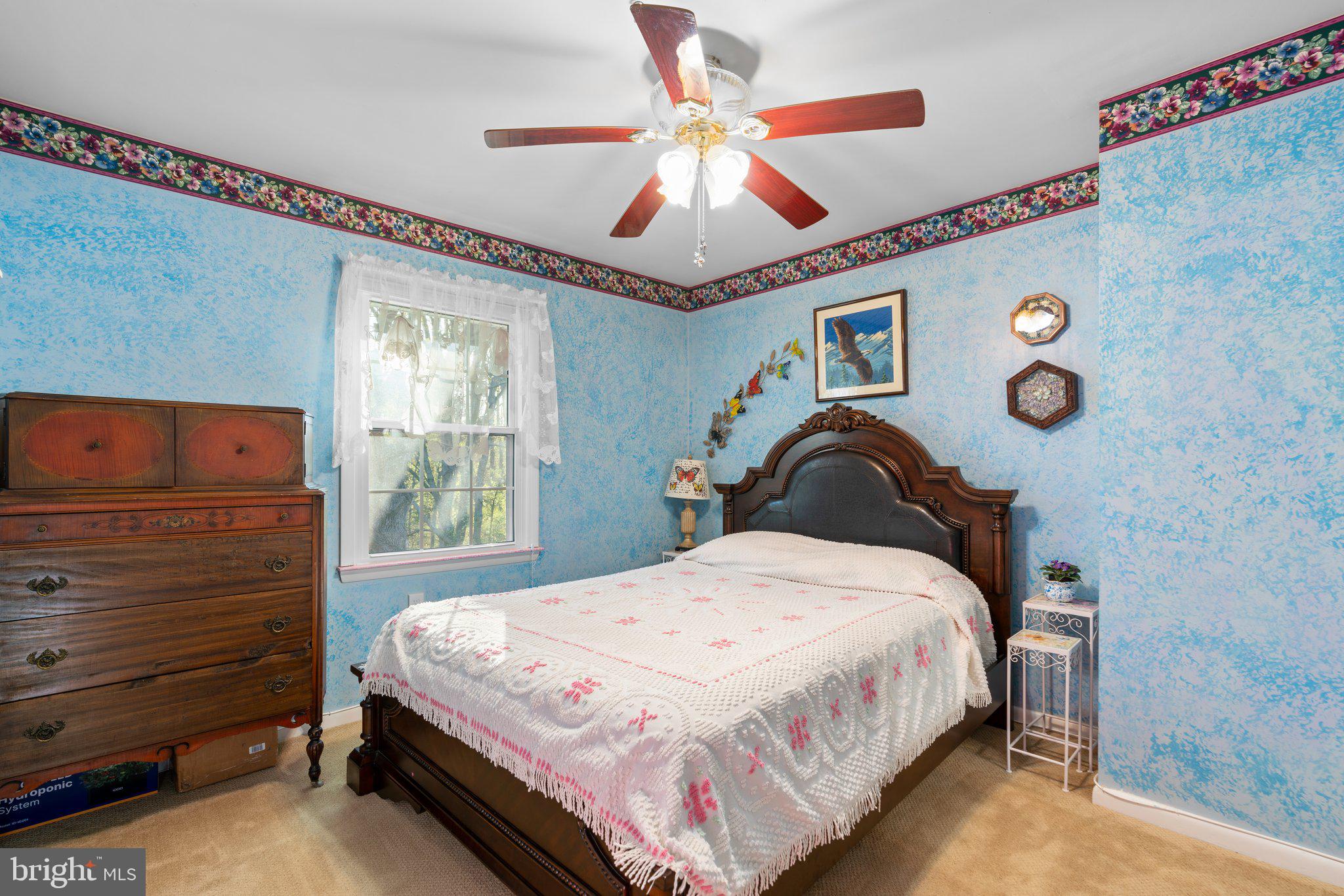 7035 IVORYHAND PLACE