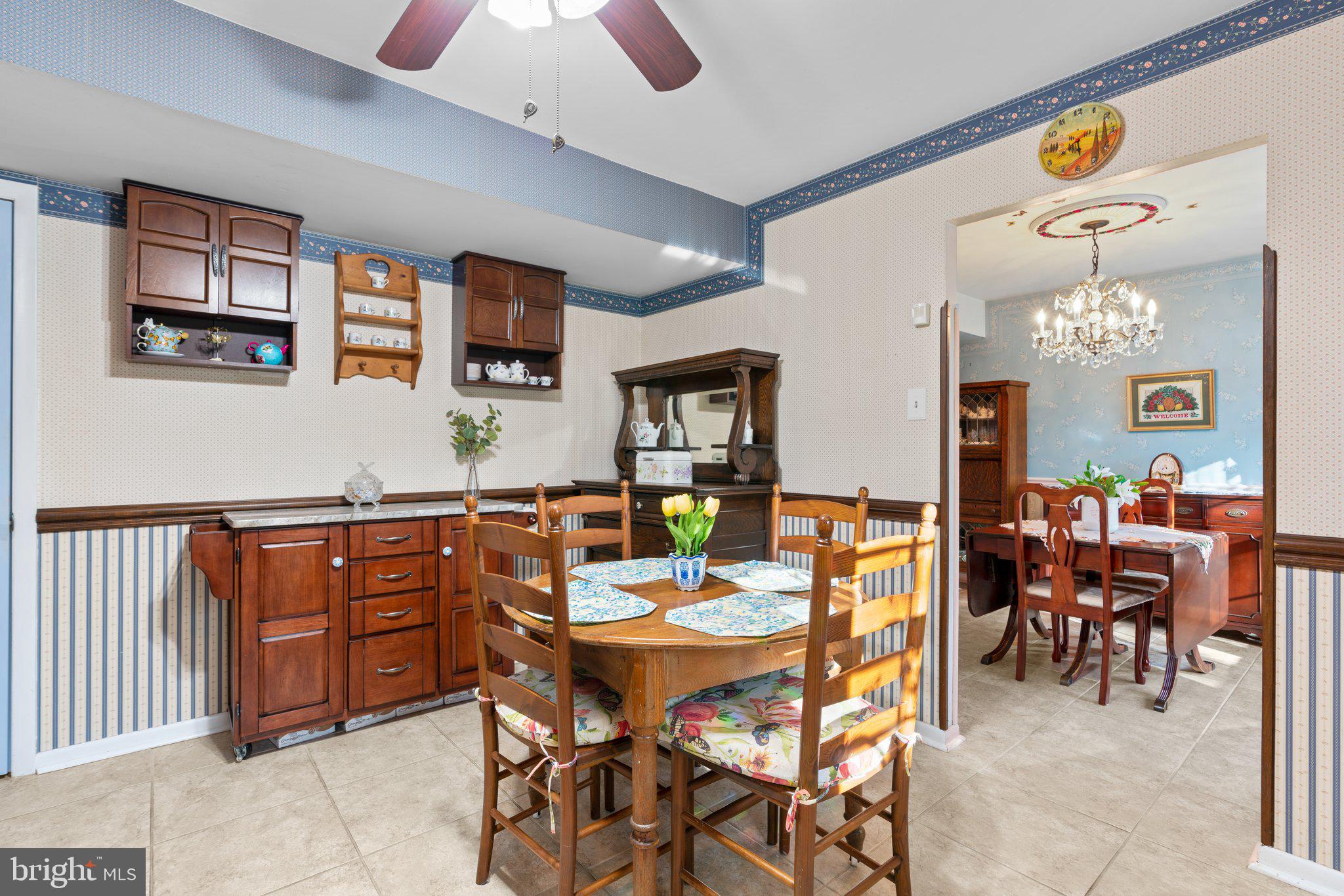 7035 IVORYHAND PLACE
