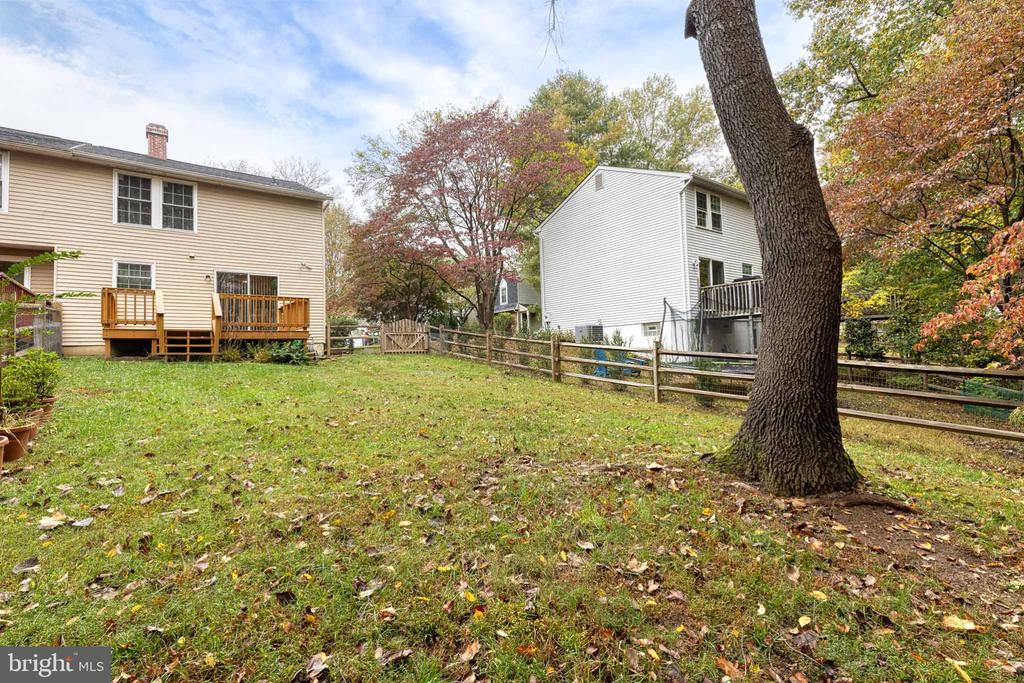 7178 PEACE CHIMES COURT
