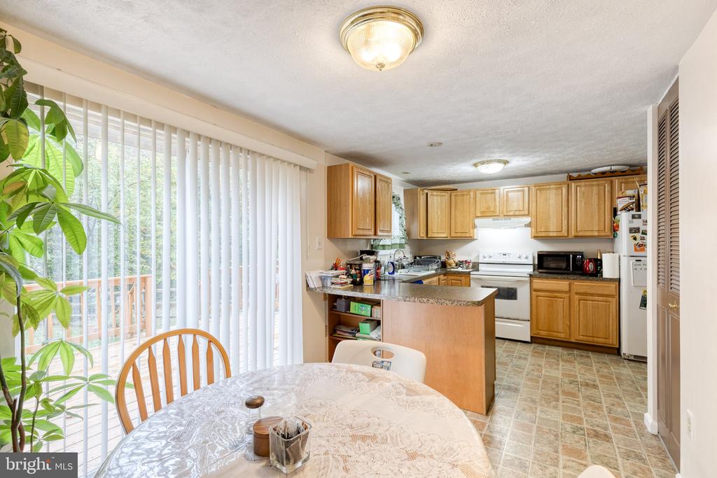 7178 PEACE CHIMES COURT