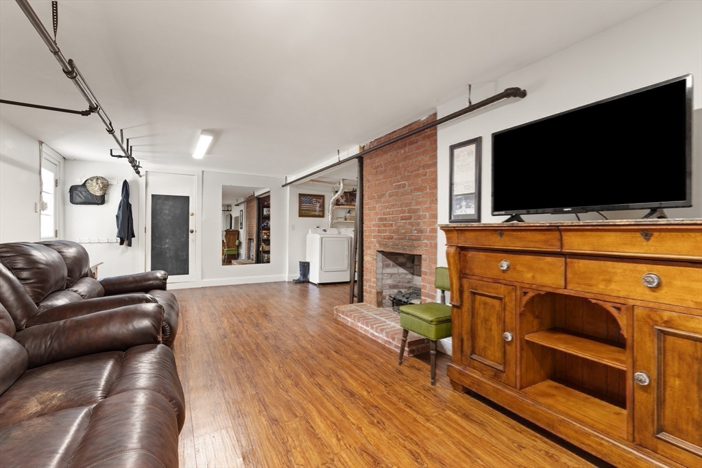 113 Standish Avenue