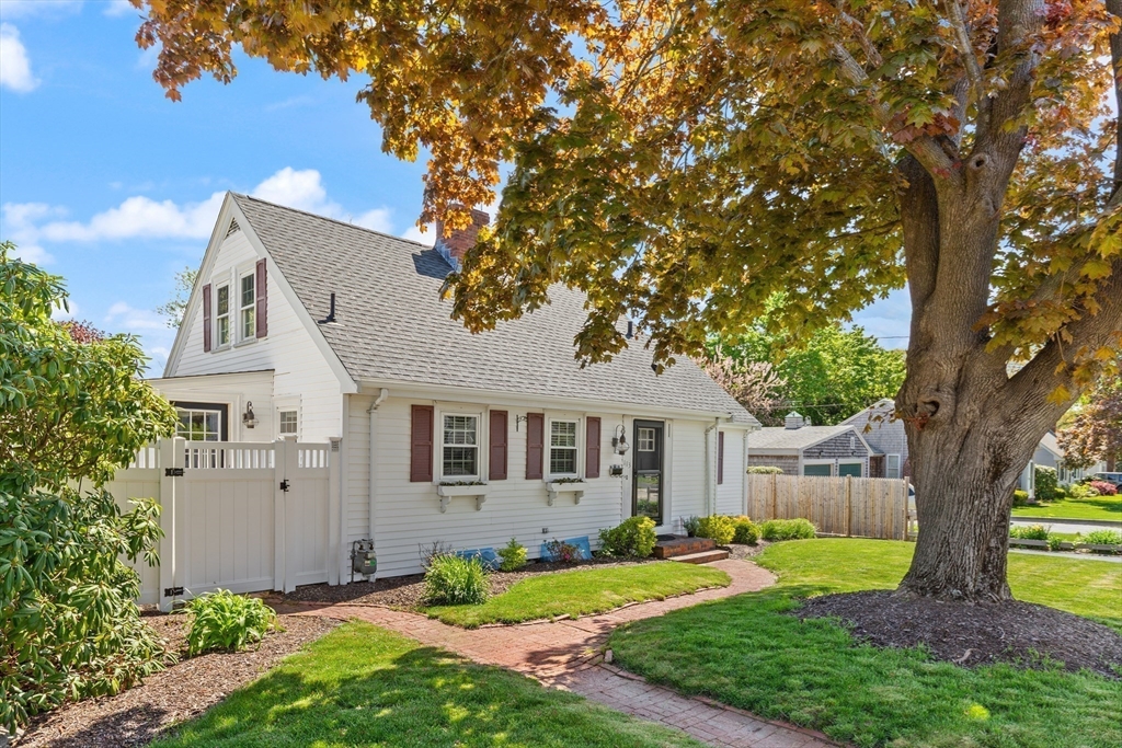 113 Standish Avenue