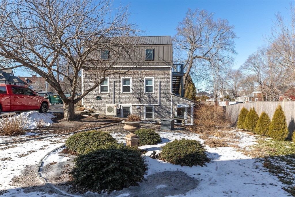 8-R North Street # 5A