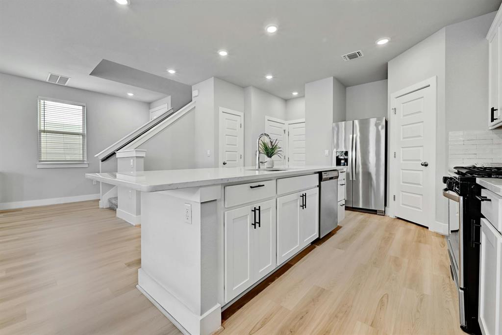 7309 Travertine Spring DR