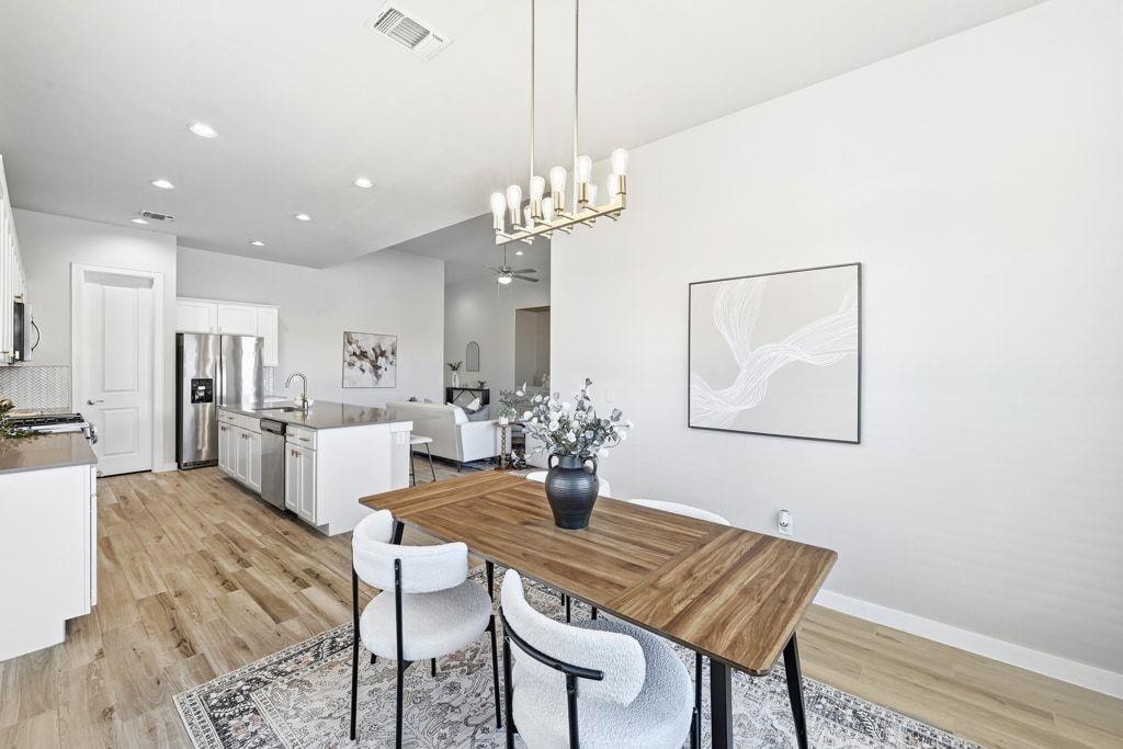 7212 Cardinal Bloom LOOP