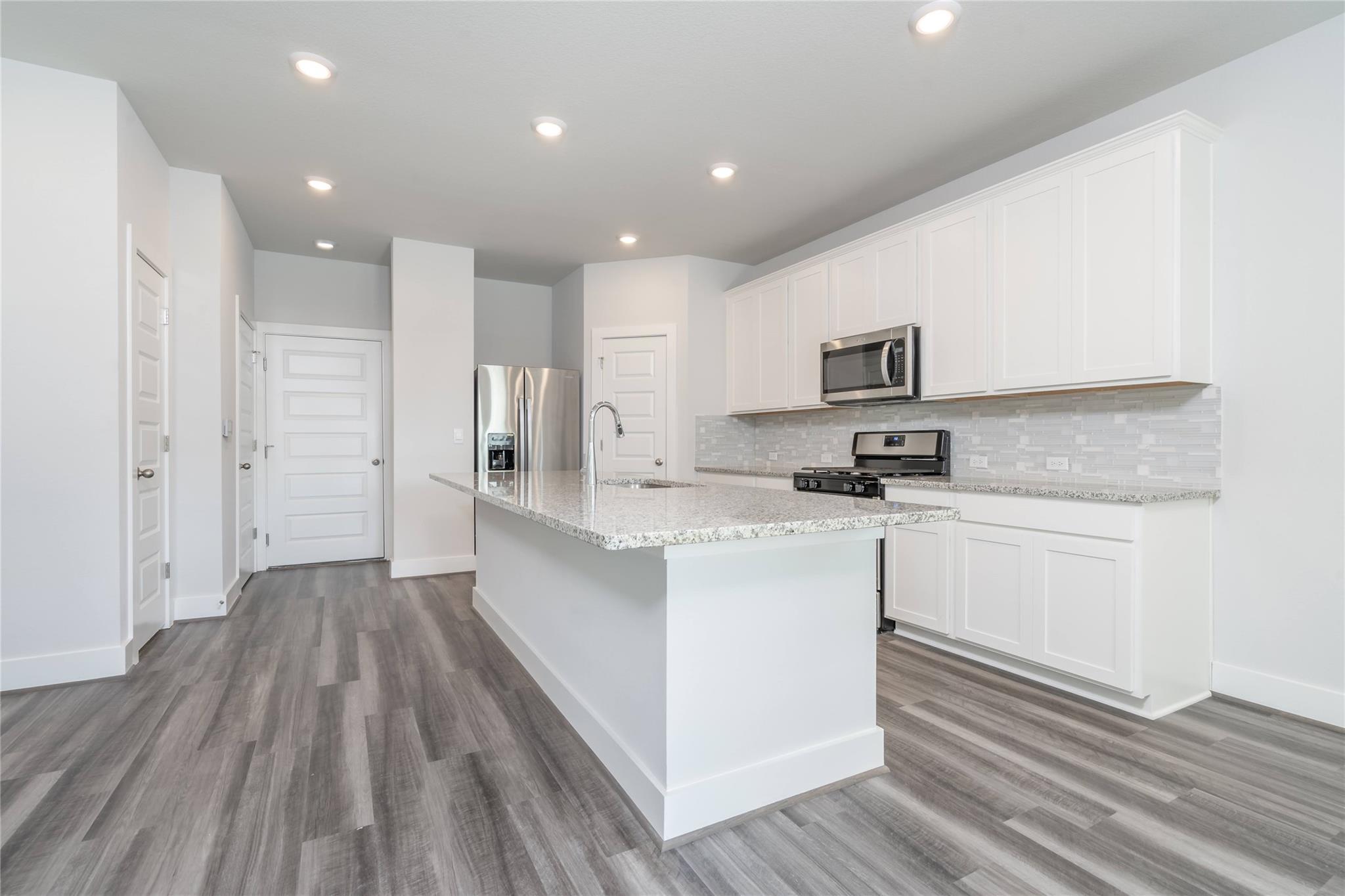 7213 Harmony Shoals BND # 158
