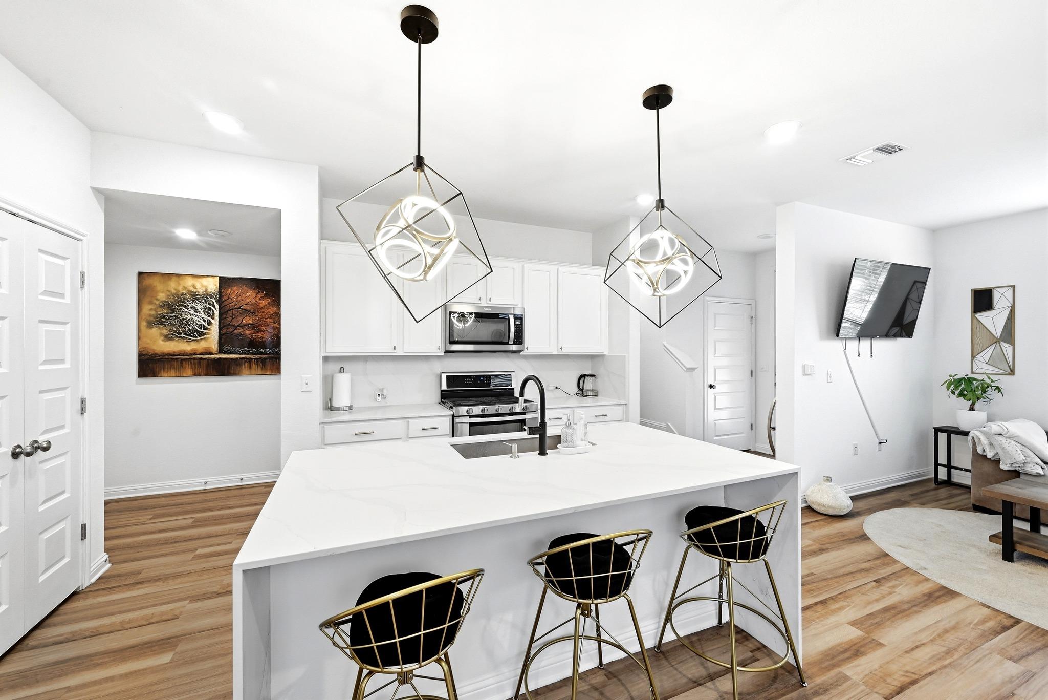 8009 Mellencamp DR # 212