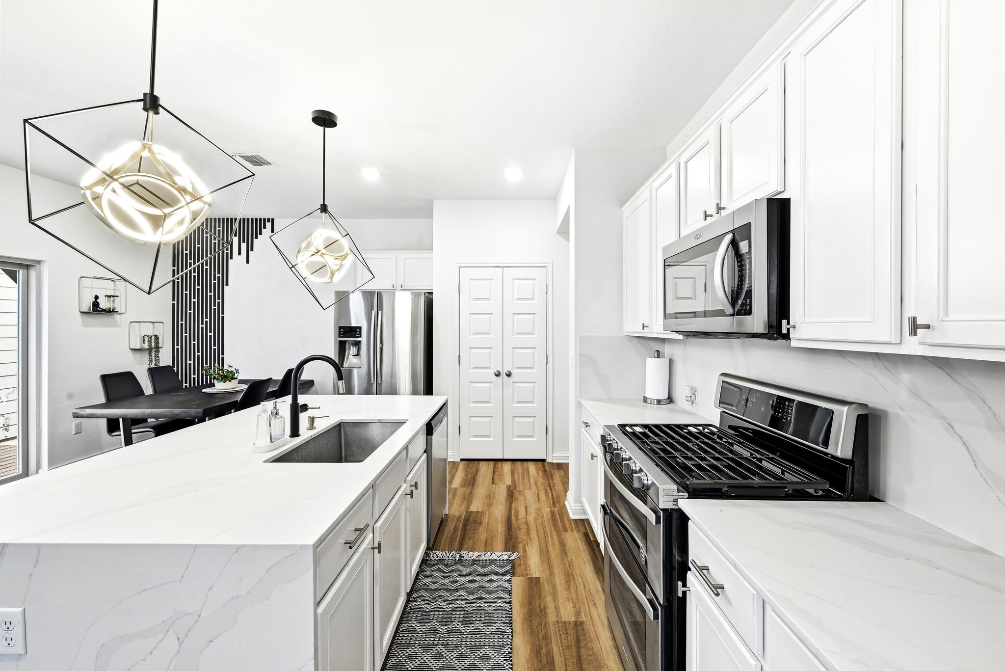 8009 Mellencamp DR # 212