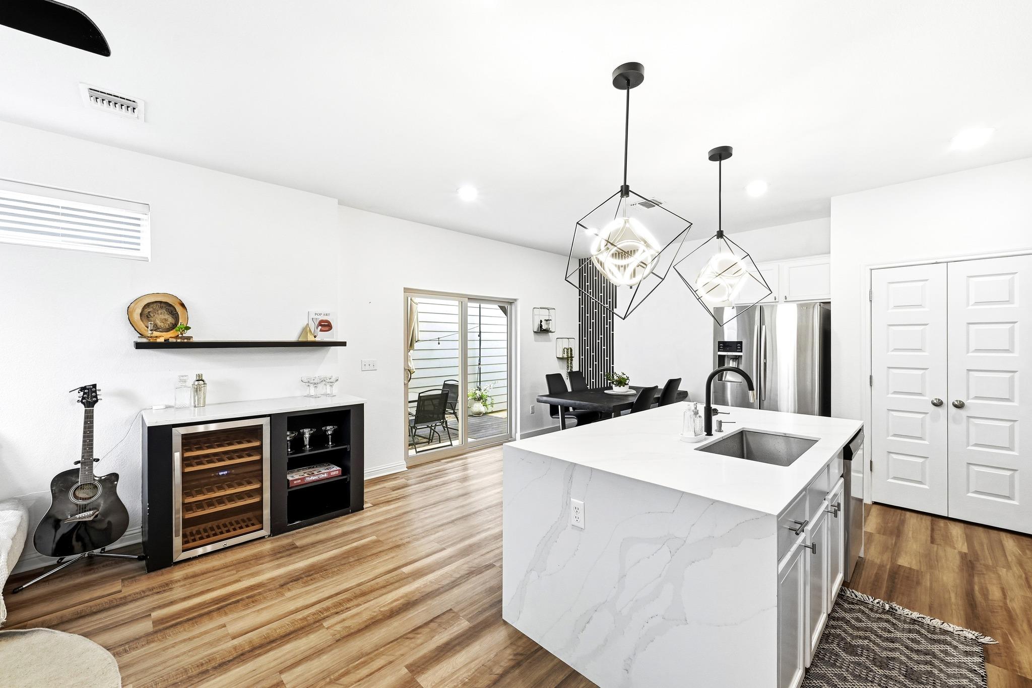 8009 Mellencamp DR # 212