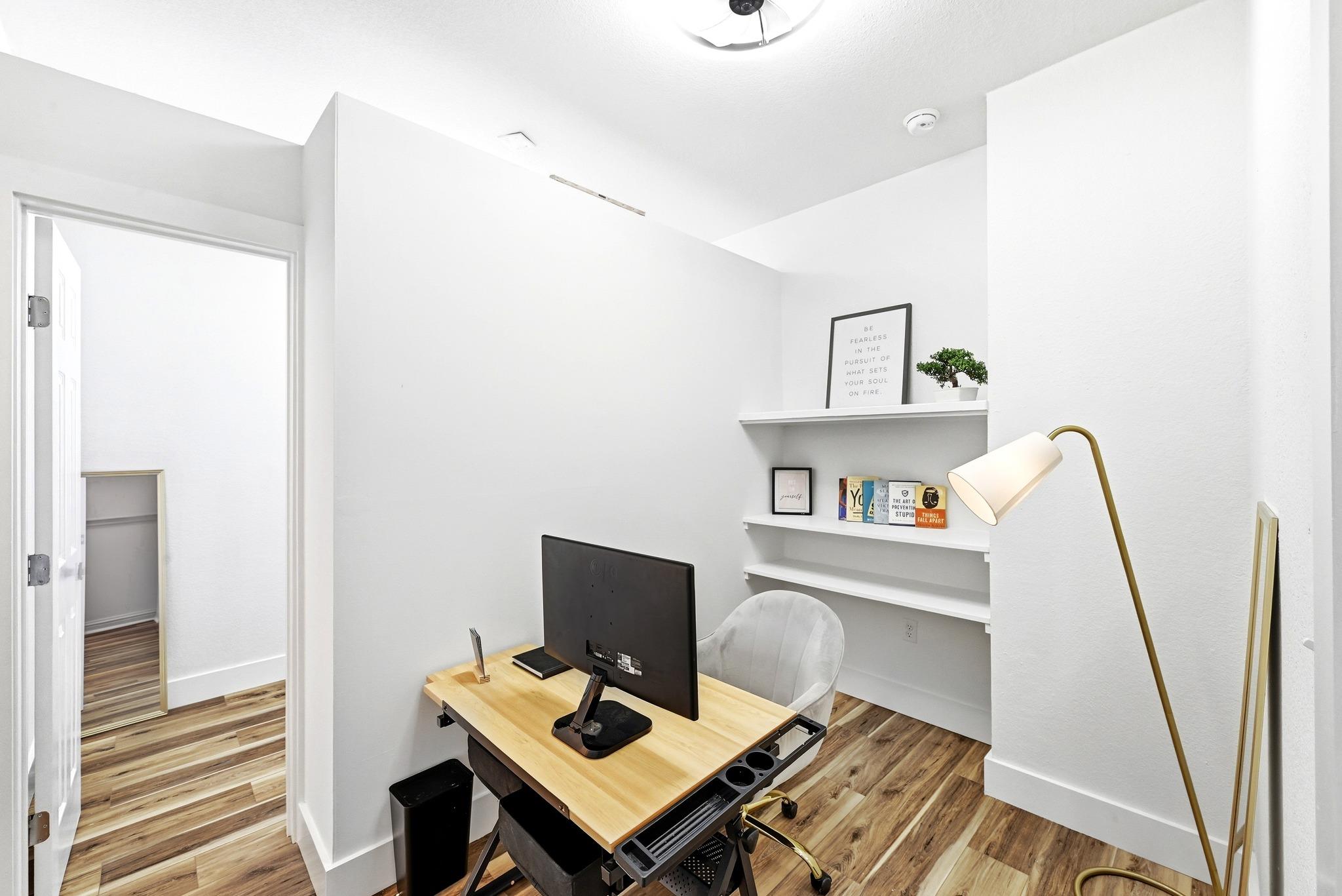 8009 Mellencamp DR # 212