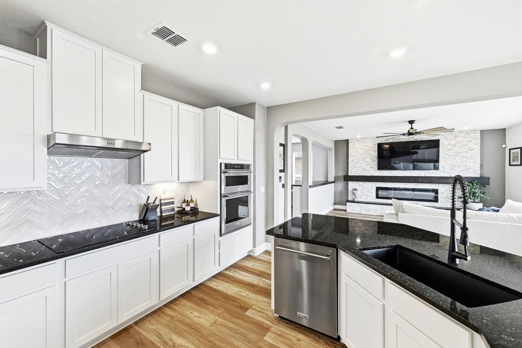 8109 Tranquil Glade TRL