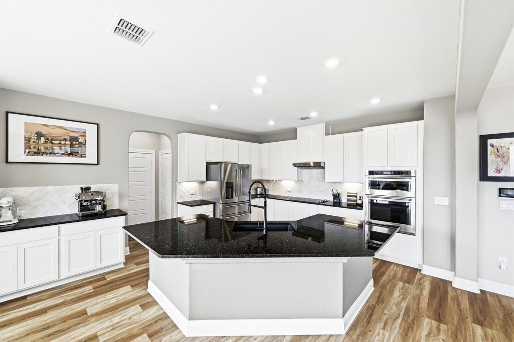 8109 Tranquil Glade TRL