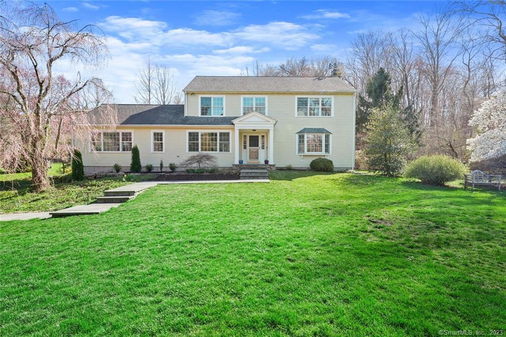 5 Holly Place