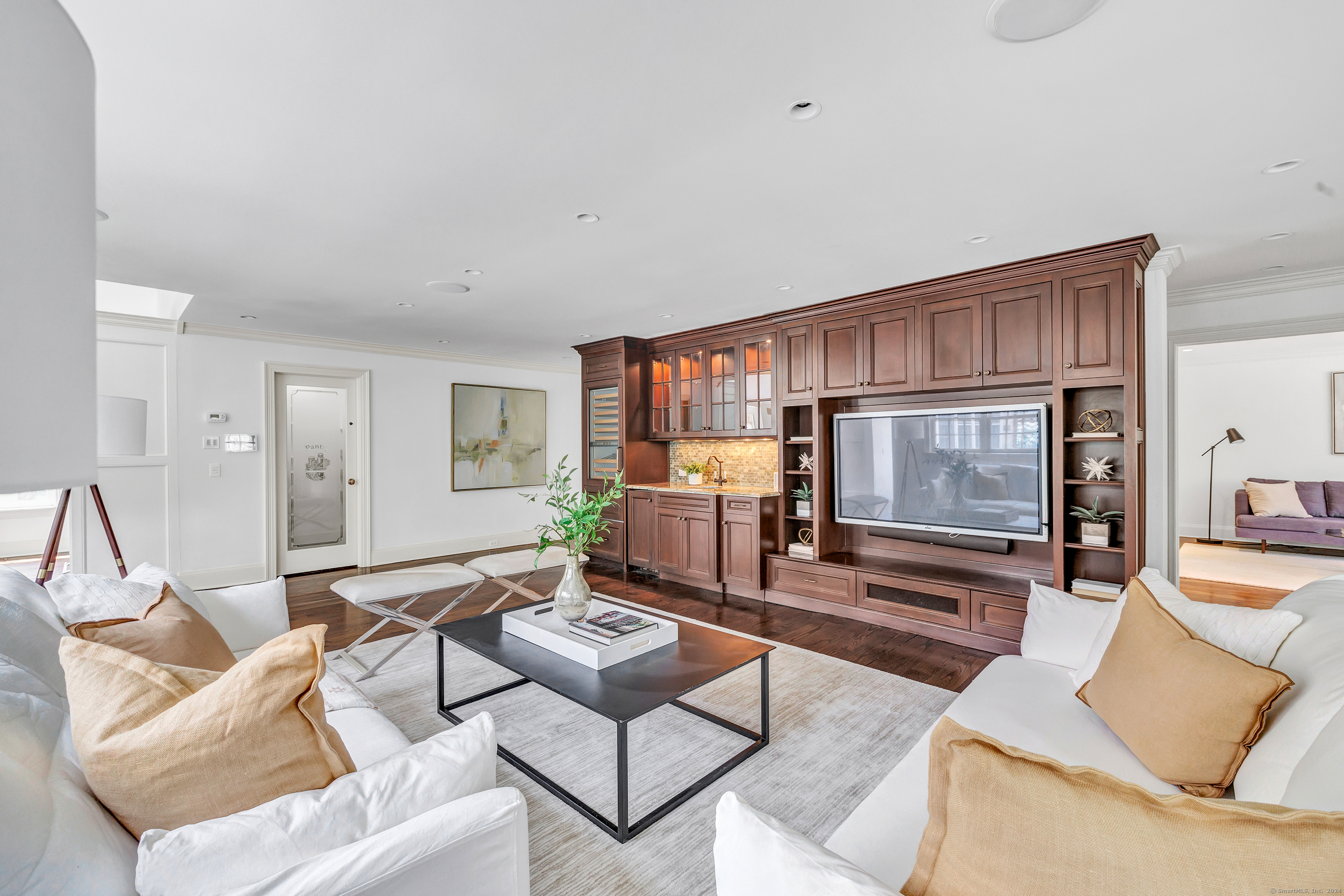 9 Brookside Drive