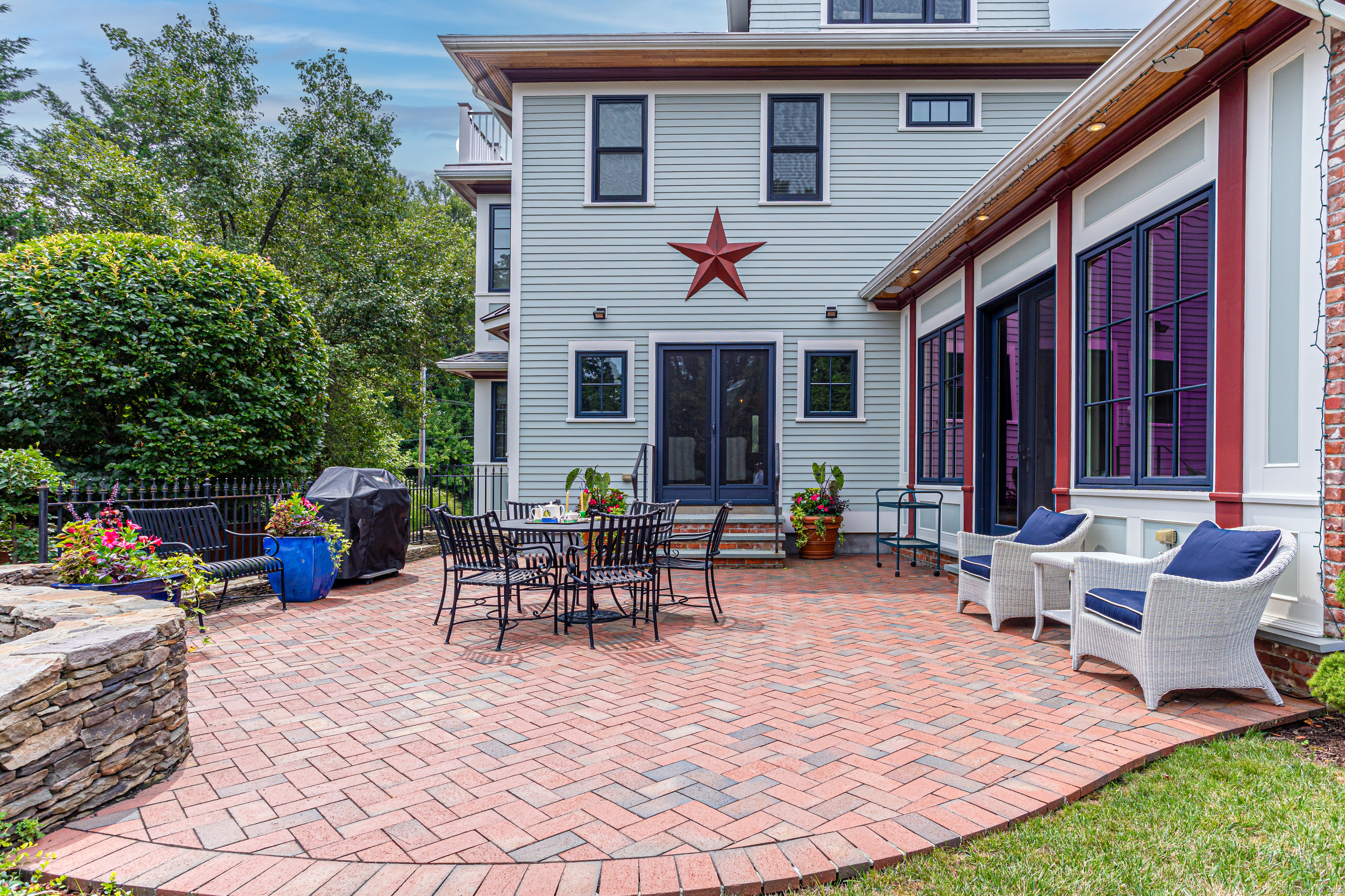 1168 Oldfield Road