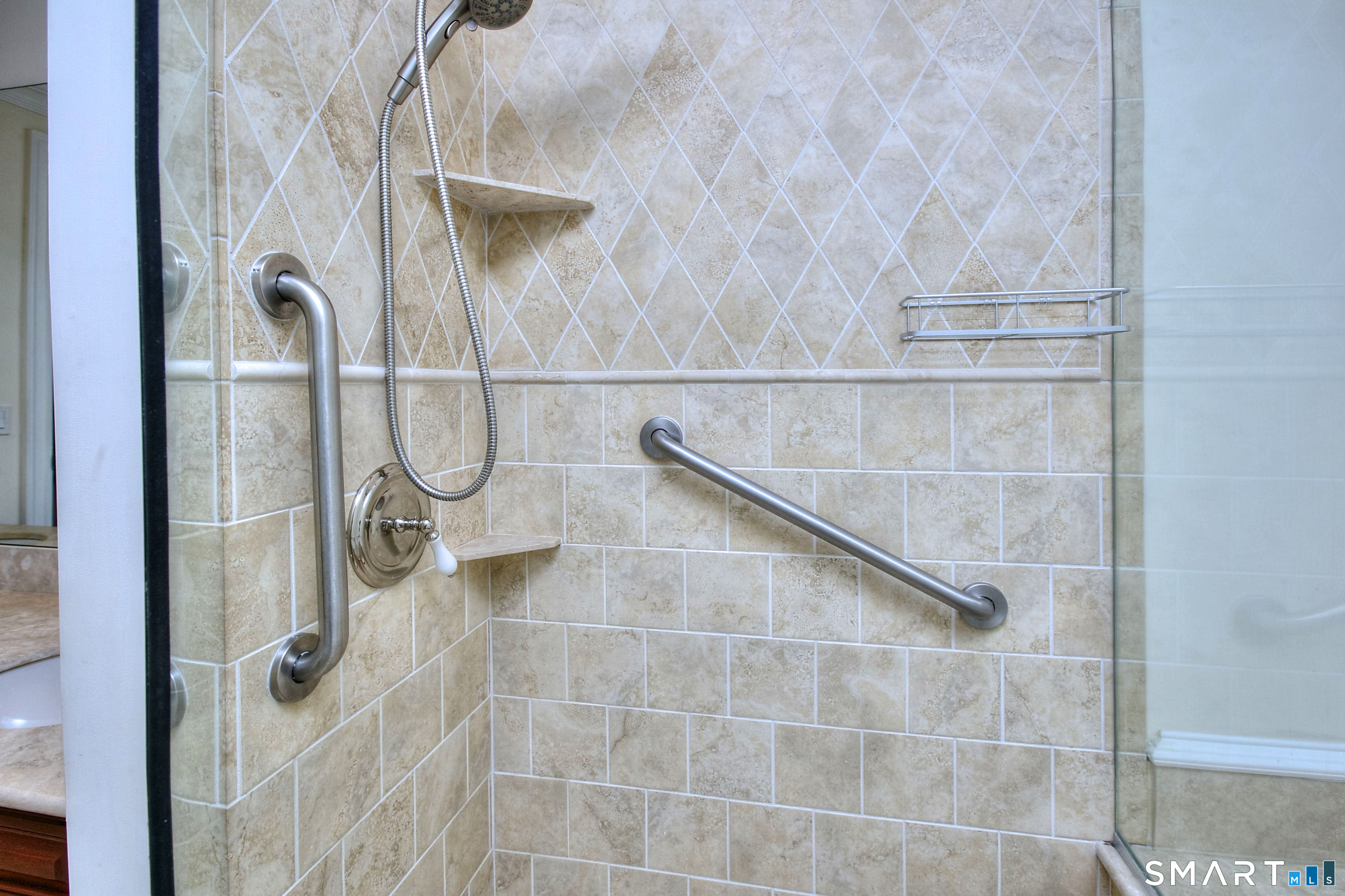 136 East Avenue APT 4C