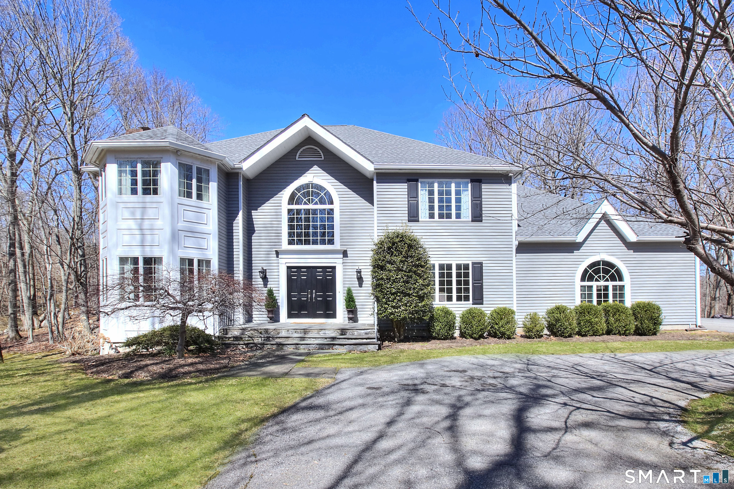 124 Shady Knoll Drive