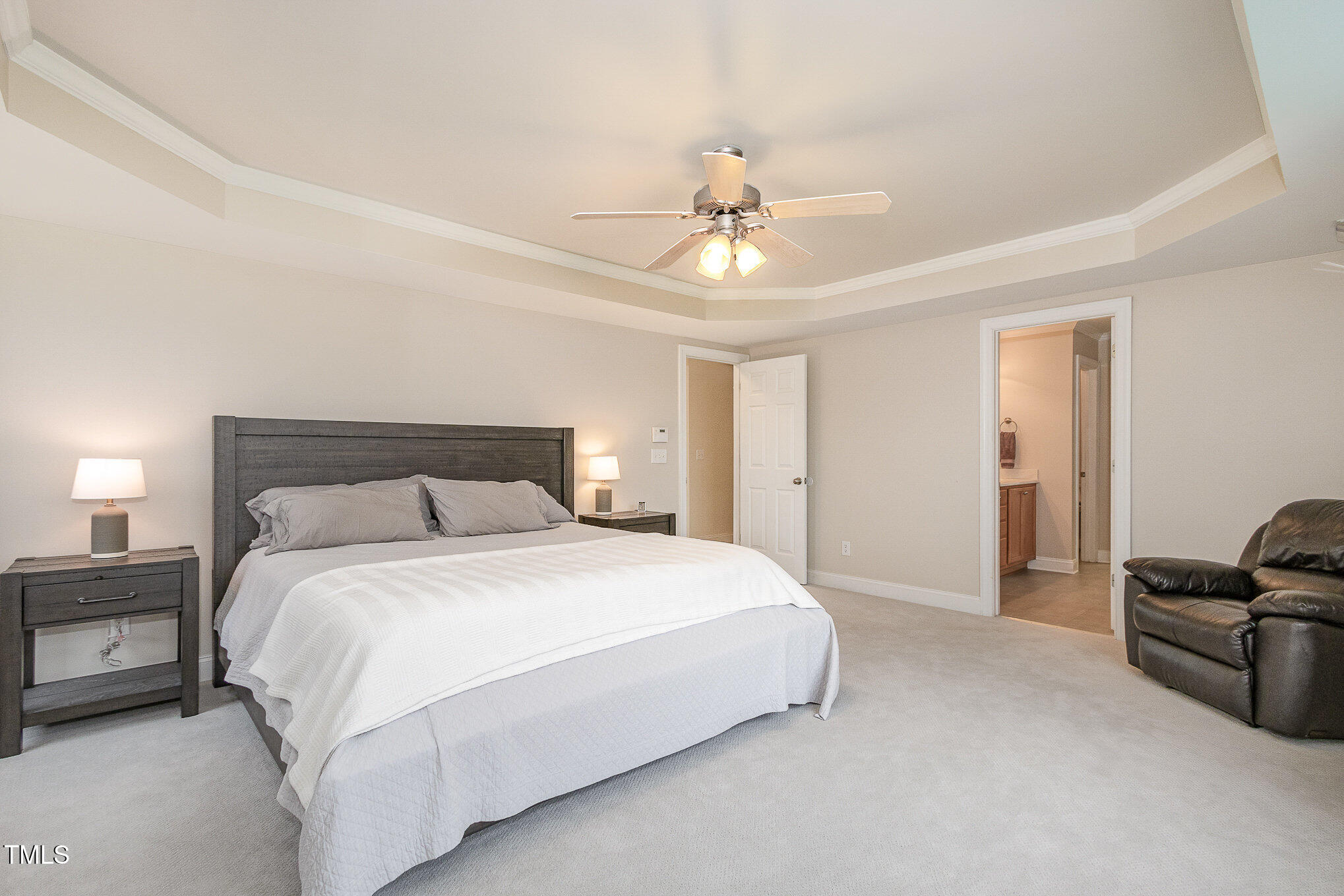 4905 Homestead Drive