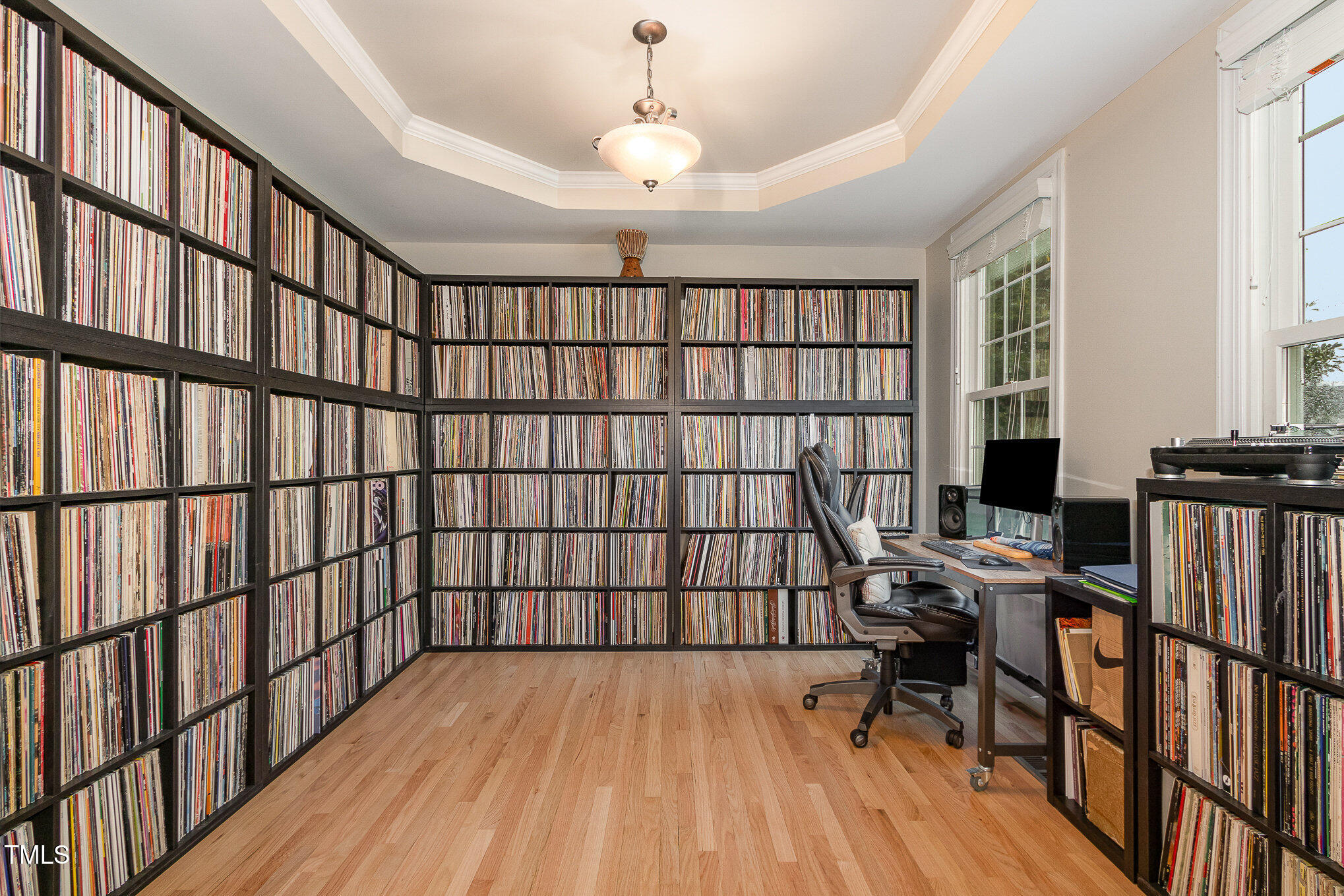 4905 Homestead Drive