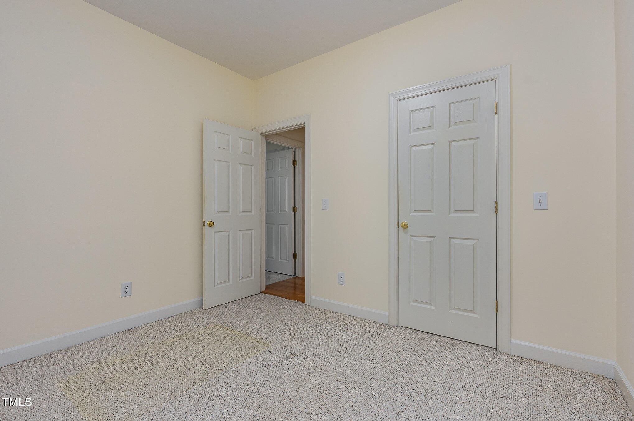 23 Lauren Court