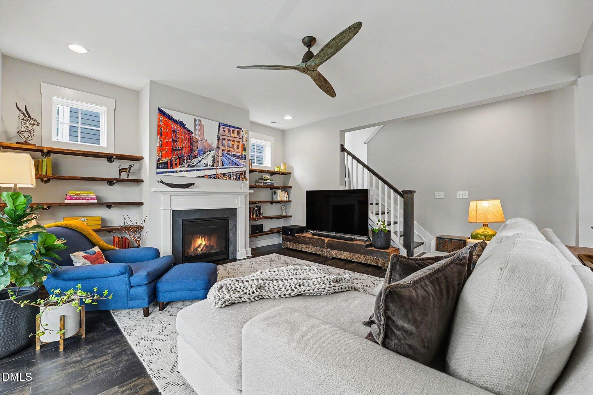 220 Cardinal Ridge Road