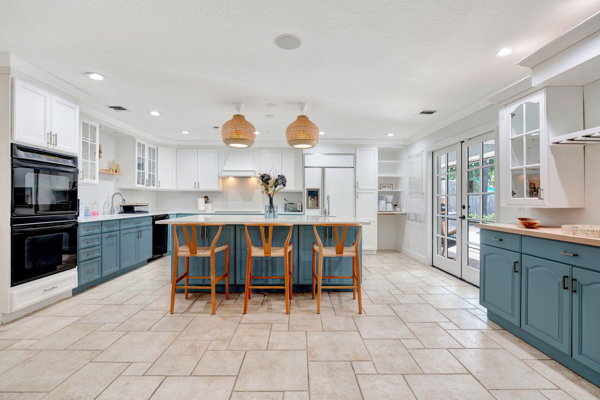 2436 Holly Lane NE